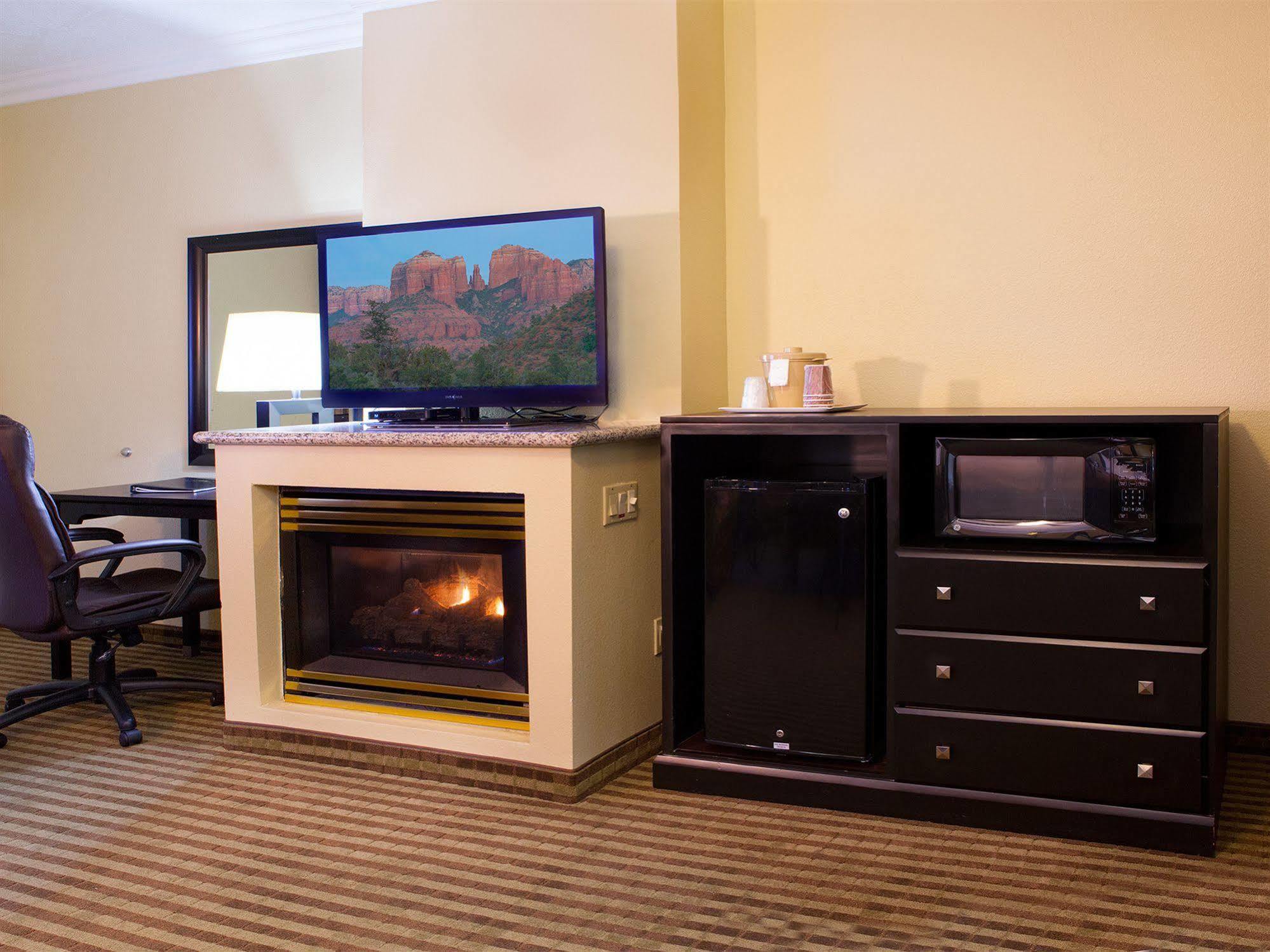 Desert Quail Inn Sedona At Bell Rock Extérieur photo