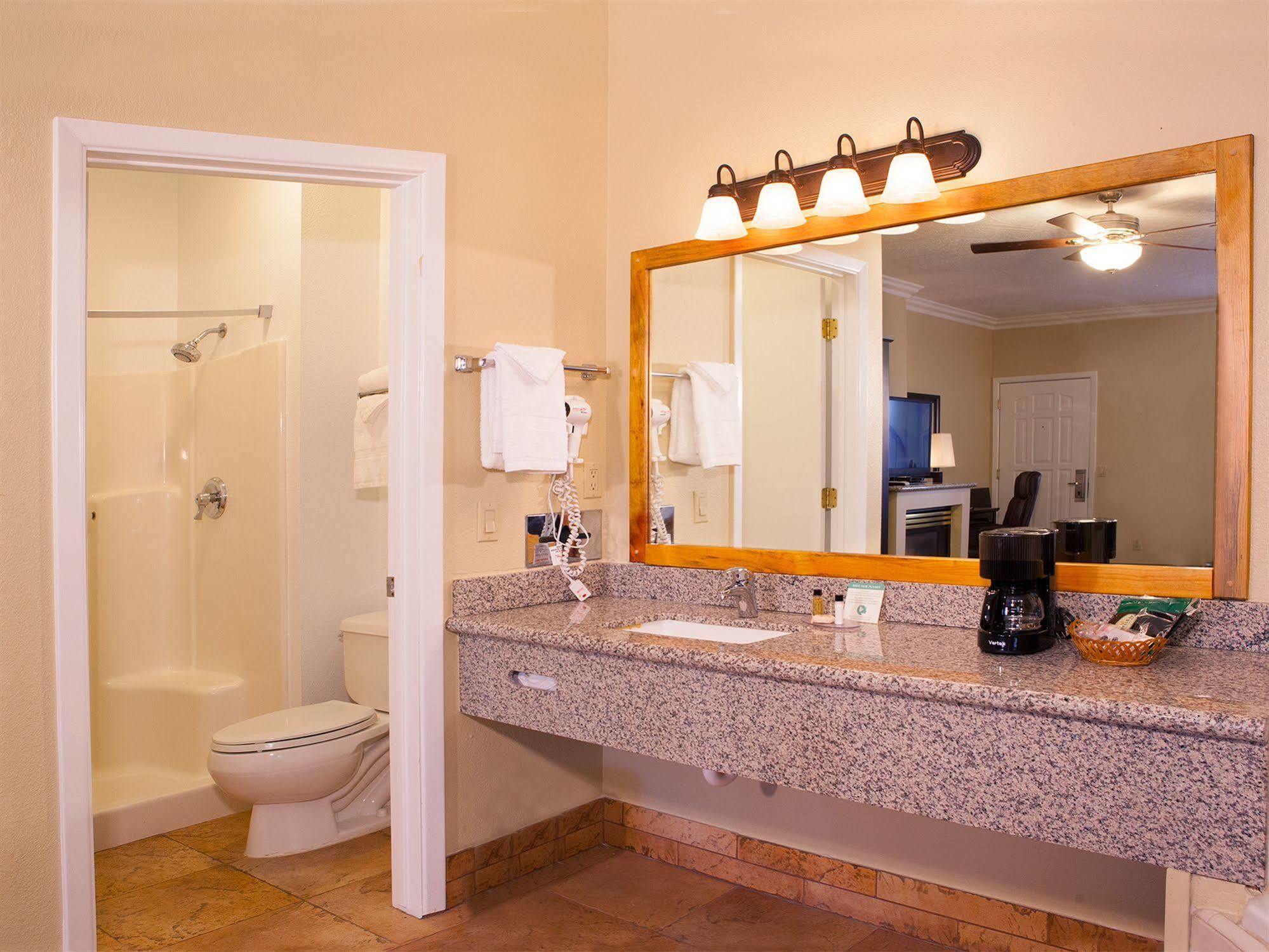 Desert Quail Inn Sedona At Bell Rock Extérieur photo